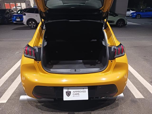 PEUGEOT 208 GT LINE