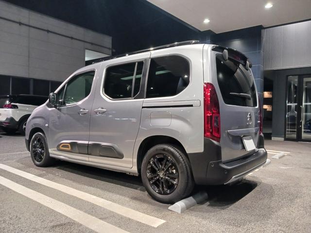 ベルランゴ サーフエディション・バイ・リップカール 特別仕様車 認定中古車保証付 グリップコントロール ガラスルーフ ドラレコ ETC カープレイ スマートキー バックカメラ サイドカメラ 純正16AW ACC ブラインドスポットモニター レーンキープ(7枚目)