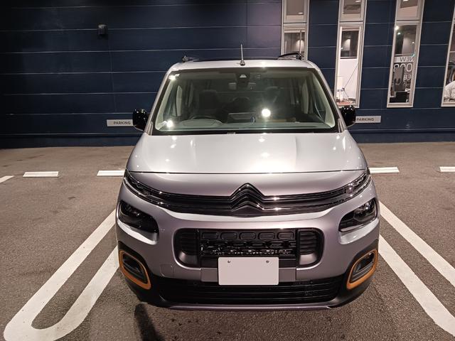 ベルランゴ サーフエディション・バイ・リップカール 特別仕様車 認定中古車保証付 グリップコントロール ガラスルーフ ドラレコ ETC カープレイ スマートキー バックカメラ サイドカメラ 純正16AW ACC ブラインドスポットモニター レーンキープ(16枚目)