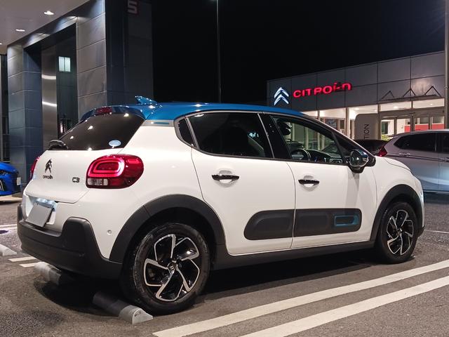 Ｃ３ シャイン　認定中古車保証１年　１オーナー　禁煙車　アップルカープレイ　アンドロイドオート　ＥＴＣ　アドバンスコンフォートシート　バックカメラ　ＬＥＤヘッドライト　スマートキー　純正１６ＡＷ　ブラインドスポット（6枚目）