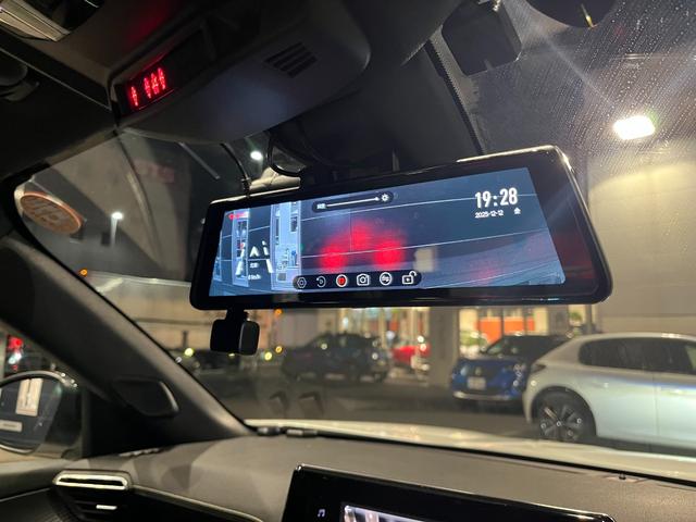 ２００８ ＧＴライン　純正ナビ地デジ　パノラマスラーディングルーフ　ドラレコＥＴＣ　認定中古車保証　シートヒーター　純正１７ＡＷ　バックカメラ　ＬＥＤヘッドライト　ＡＣＣ　レーンキープ　スマートキー　ブラインドスポット（23枚目）