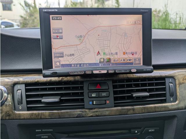 ３シリーズ ３２０ｉ　Ｍスポーツパッケージ　左ハンドル　６ＭＴ　サンルーフ　キーレス　ナビ　ＥＴＣ　バックカメラ　リヤスポイラー　１８インチ純正アルミホイール　記録簿（15枚目）