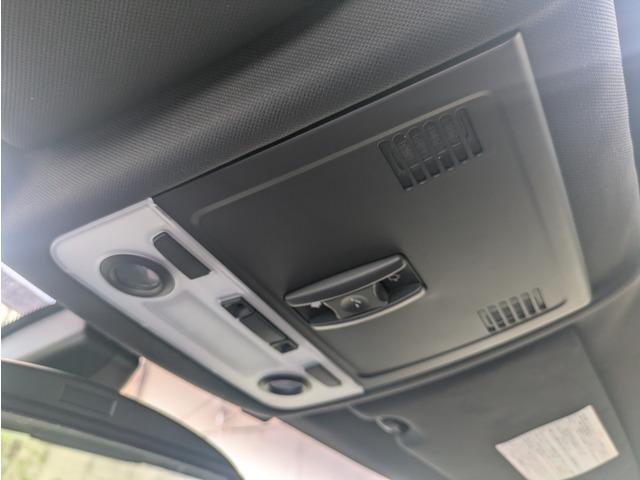 ３シリーズ ３２０ｉ　Ｍスポーツパッケージ　左ハンドル　６ＭＴ　サンルーフ　キーレス　ナビ　ＥＴＣ　バックカメラ　リヤスポイラー　１８インチ純正アルミホイール　記録簿（22枚目）