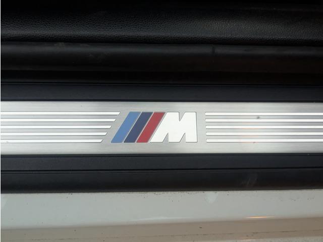 ３シリーズ ３２０ｉ　Ｍスポーツパッケージ　左ハンドル　６ＭＴ　サンルーフ　キーレス　ナビ　ＥＴＣ　バックカメラ　リヤスポイラー　１８インチ純正アルミホイール　記録簿（26枚目）