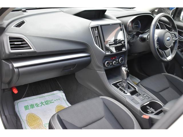 インプレッサスポーツ ２．０ｉ－Ｓアイサイト　車検２年付　タイヤ新品　ナノイー付き８インチパナソニックビルトインナビ　マルチファンクションディスプレイ連携　ＥＴＣ　バックカメラ　純正アルミホイール　パドルシフト　ＦＲフォグランプ　純正フロアマット（15枚目）