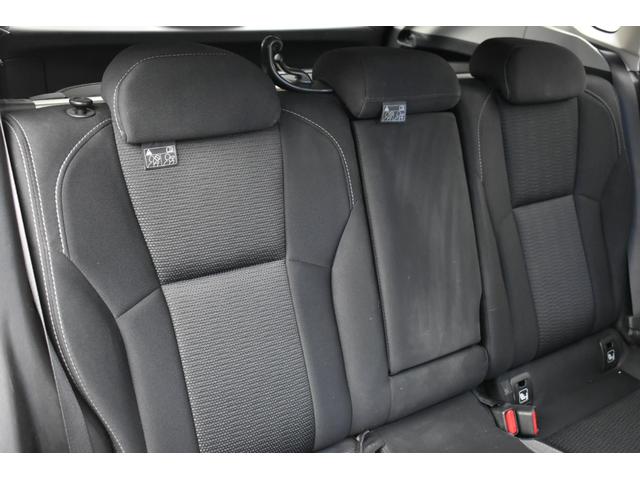 インプレッサスポーツ ２．０ｉ－Ｓアイサイト　車検２年付　タイヤ新品　ナノイー付き８インチパナソニックビルトインナビ　マルチファンクションディスプレイ連携　ＥＴＣ　バックカメラ　純正アルミホイール　パドルシフト　ＦＲフォグランプ　純正フロアマット（22枚目）