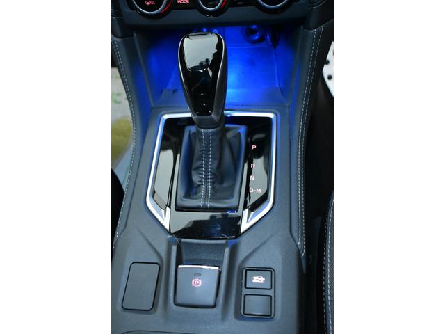 インプレッサスポーツ ２．０ｉ－Ｓアイサイト　車検２年付　タイヤ新品　ナノイー付き８インチパナソニックビルトインナビ　マルチファンクションディスプレイ連携　ＥＴＣ　バックカメラ　純正アルミホイール　パドルシフト　ＦＲフォグランプ　純正フロアマット（39枚目）