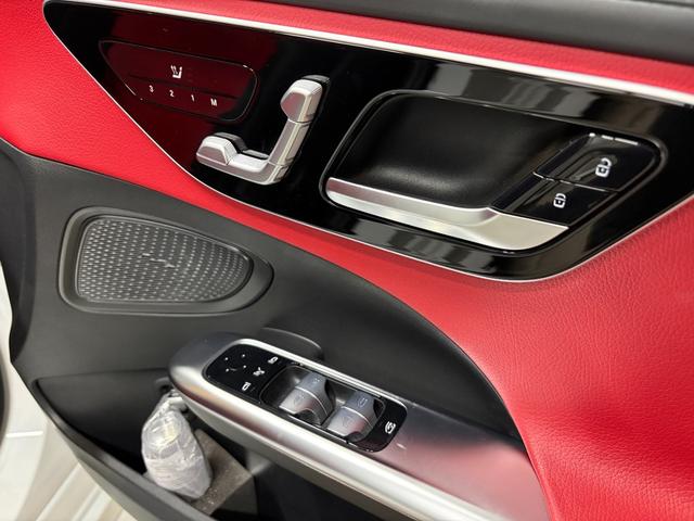 Ｃクラスステーションワゴン Ｃ２２０ｄステーションワゴンアバンギルドＡＭＧライＰ　１年保証　パノラミックスライディングルーフ　レザーエクスクルーシブパッケージ　ベーシックパッケージ（12枚目）