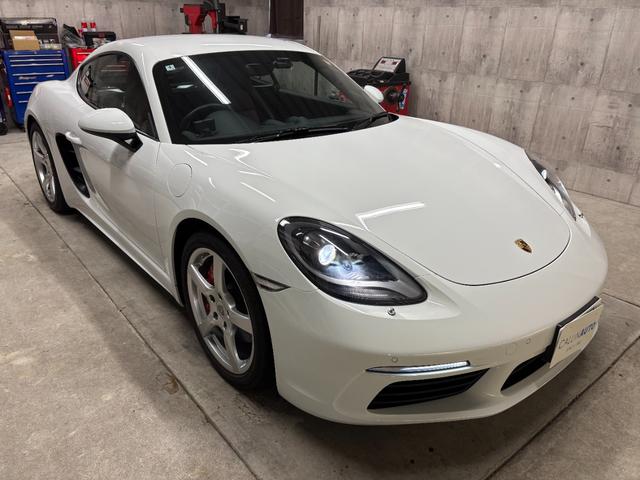 ７１８ケイマン ７１８ケイマンＳ　１年保証　ＰＤＬＳ　ＰＡＳＭ　レッド／クロレザーシート　スポーツクロノ　ドライブレコーダー　エントリードライブ（4枚目）