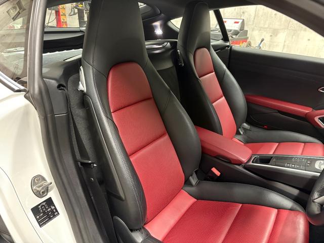 ７１８ケイマン ７１８ケイマンＳ　１年保証　ＰＤＬＳ　ＰＡＳＭ　レッド／クロレザーシート　スポーツクロノ　ドライブレコーダー　エントリードライブ（14枚目）