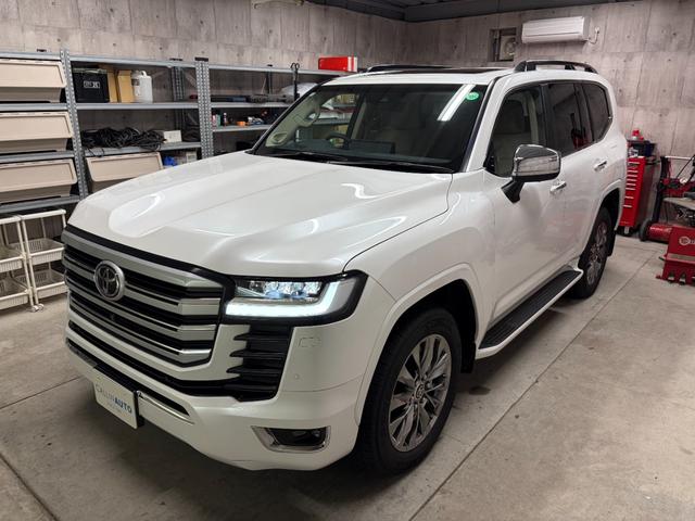 ランドクルーザー ZX 新車保証 リアエンターテイメント クールボックス 空気圧警報システム ブラックルーフレール Tコネクトナビ(6枚目)