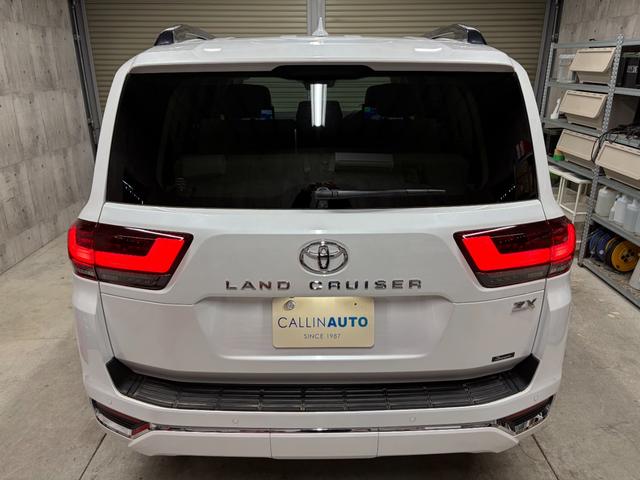 ランドクルーザー ZX 新車保証 リアエンターテイメント クールボックス 空気圧警報システム ブラックルーフレール Tコネクトナビ(8枚目)