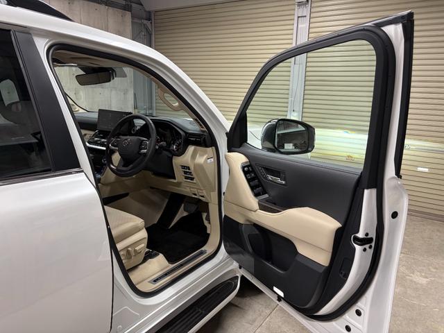 ランドクルーザー ZX 新車保証 リアエンターテイメント クールボックス 空気圧警報システム ブラックルーフレール Tコネクトナビ(11枚目)