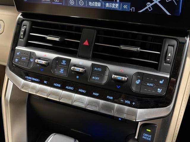 ランドクルーザー ZX 新車保証 リアエンターテイメント クールボックス 空気圧警報システム ブラックルーフレール Tコネクトナビ(21枚目)