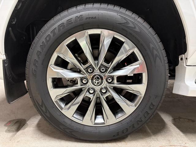 ランドクルーザー ZX 新車保証 リアエンターテイメント クールボックス 空気圧警報システム ブラックルーフレール Tコネクトナビ(31枚目)