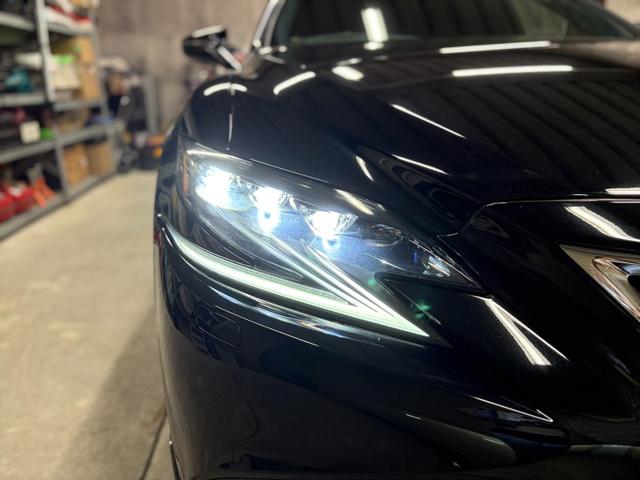 LS LS500h エグゼクティブ 1年保証 サンルーフ リアエンターテイメント マークレビンソン OP21インチAW リフレッシュシート デジタルインナーミラー 360カメラ HUD 黒革 シートヒーター&クーラー パワートランク(10枚目)