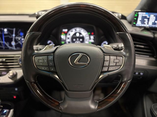 LS LS500h エグゼクティブ 1年保証 サンルーフ リアエンターテイメント マークレビンソン OP21インチAW リフレッシュシート デジタルインナーミラー 360カメラ HUD 黒革 シートヒーター&クーラー パワートランク(17枚目)