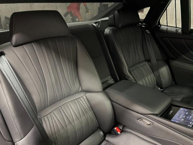 LS LS500h エグゼクティブ 1年保証 サンルーフ リアエンターテイメント マークレビンソン OP21インチAW リフレッシュシート デジタルインナーミラー 360カメラ HUD 黒革 シートヒーター&クーラー パワートランク(29枚目)