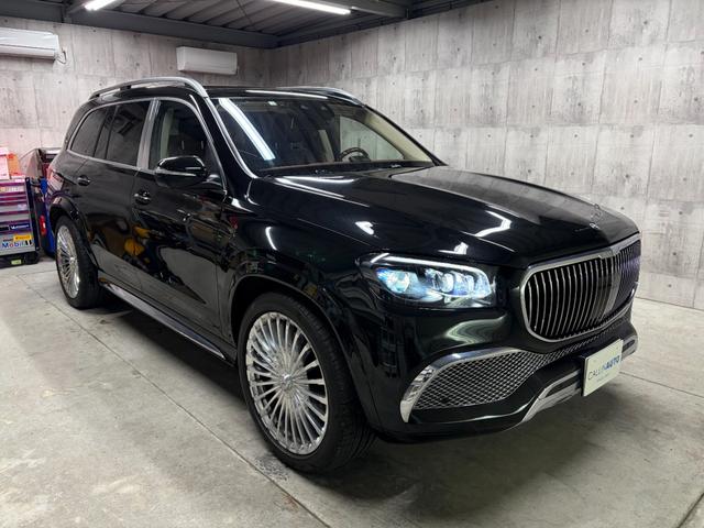 GLS GLS600 4マチック 1年保証 マホガニーブラウンナッパレザー ブラウンウォールナット 後席左右独立シート クーリングボックス 専用シャンパングラス格納 リアエンターテイメント ブルメスター3Dサラウンド 360カメラ(4枚目)