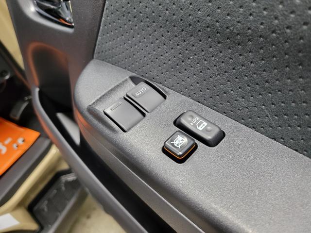 ハイエースバン ロングスーパーＧＬ　新車保証　アースカラーパッケージ　両側パワースライドドア　デジタルインナーミラー　クリアランスソナー（12枚目）