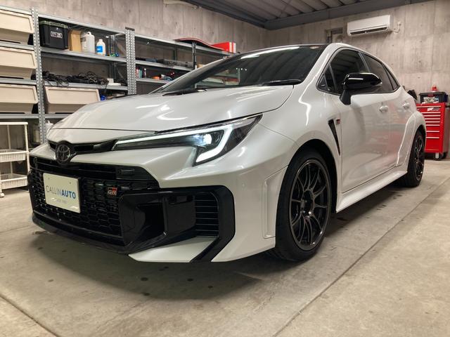 ＧＲカローラ ＲＺ　新車保証　ＡＴ　純正８インチディスプレイ　純正ナビ　フルセグＴＶ　バックカメラ　ＯＰシート　ステアリングヒーター　ＯＰサブラジエーター　カーボンルーフ（6枚目）