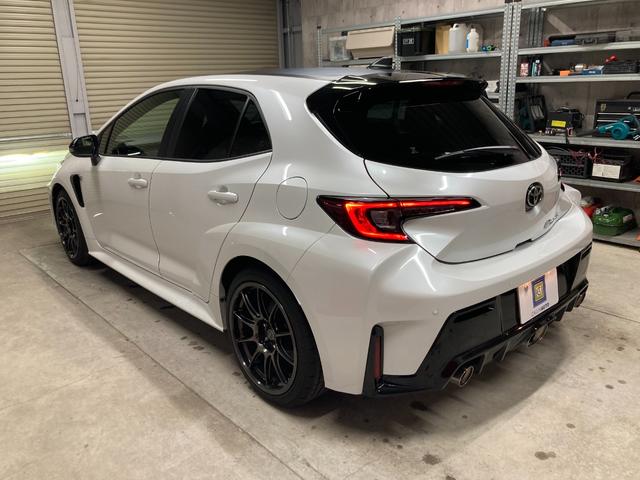 ＧＲカローラ ＲＺ　新車保証　ＡＴ　純正８インチディスプレイ　純正ナビ　フルセグＴＶ　バックカメラ　ＯＰシート　ステアリングヒーター　ＯＰサブラジエーター　カーボンルーフ（7枚目）