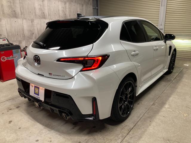 ＧＲカローラ ＲＺ　新車保証　ＡＴ　純正８インチディスプレイ　純正ナビ　フルセグＴＶ　バックカメラ　ＯＰシート　ステアリングヒーター　ＯＰサブラジエーター　カーボンルーフ（9枚目）