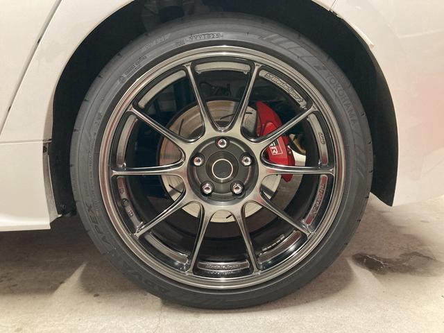 ＧＲカローラ ＲＺ　新車保証　ＡＴ　純正８インチディスプレイ　純正ナビ　フルセグＴＶ　バックカメラ　ＯＰシート　ステアリングヒーター　ＯＰサブラジエーター　カーボンルーフ（32枚目）