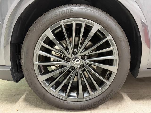 ＲＸ ＲＸ３５０　バージョンＬ　新車保証　パノラマサンルーフ　ＨＵＤ　白革　パノラミックビューモニター　デジタルミラー　パワーバックドア（34枚目）