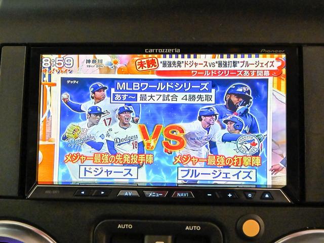 ジープ・ラングラーアンリミテッド ルビコン・ハードロック・フルカスタム・新品電動サイドステップ ・リフトUP・FUEL24in・金属製アーマーフェンダー・社外バンパー・社外グリル・LEDライト・マグナフロー2本出しマフラー・FOX足廻り・社外デフカバー・社外ロールケージ・LEDアンビエントライト(64枚目)