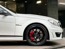 Ｃ６３　ＡＭＧ　エディション５０７・特別仕様限定車・ＮＡ最終　・ＡＭＧスタイリングＰＫＧ・専用サイドデカール・専用鍛造１９ｉｎｃ・大径ブレーキディスク・赤キャリパー・鍛造ピストンコンロッド・軽量クランクシャフト・サンルーフ・ナビ・ＴＶ・Ｂｌｕｅｔｏｏｔｈ・記録簿（32枚目）