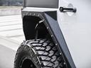 ルビコン・ハードロック・フルカスタム・新品電動サイドステップ ・リフトUP・FUEL24in・金属製アーマーフェンダー・社外バンパー・社外グリル・LEDライト・マグナフロー2本出しマフラー・FOX足廻り・社外デフカバー・社外ロールケージ・LEDアンビエントライト(10枚目)