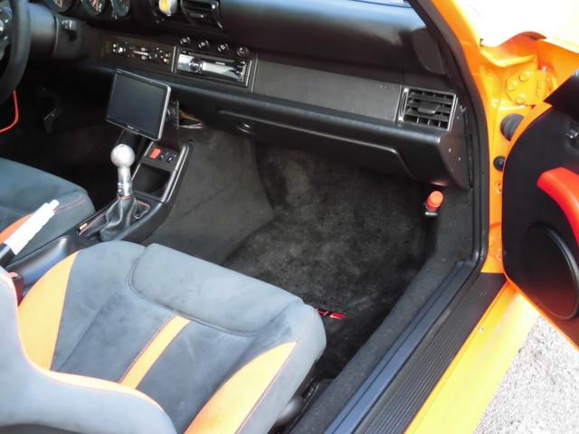 911(993)ディーラー左ハンドル 18インチ ETC(16枚目)