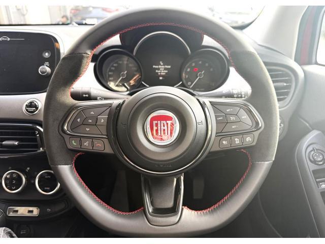 500X スポーツ AT・スポーツレザーシート・パーキングセンサー・バックカメラ・純正ディスプレイ・AppleCarPlay AndoroidoAuto対応・アルカンターラレザーステアリングホイール・18インチAW(6枚目)