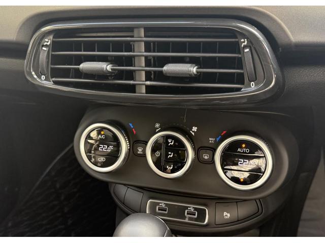 500X スポーツ AT・スポーツレザーシート・パーキングセンサー・バックカメラ・純正ディスプレイ・AppleCarPlay AndoroidoAuto対応・アルカンターラレザーステアリングホイール・18インチAW(13枚目)