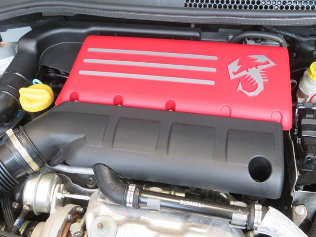 アバルト６９５ コンペティツィオーネ　ＭＴ・左ハンドル・純正ディスプレイ・ＡｐｐｌｅＣａｒＰｌａｙ　ＡｎｄｏｒｏｉｄｏＡｕｔｏ対応・キーレス・ブレンボキャリパー・ＥＴＣ・パーキングセンサー（21枚目）