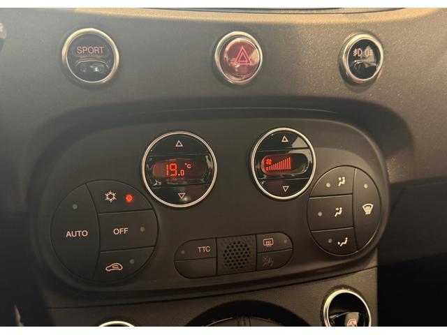 アバルト５９５ コンペティツィオーネ　ＭＴ・ブレンボブレーキキャリパー・１７インチアルミホイール・バックカメラ・純正ディスプレイ・ＡｐｐｌｅＣａｒＰｌａｙ　ＡｎｄｏｒｏｉｄｏＡｕｔｏ対応・キーレス・パーキングセンサー（14枚目）