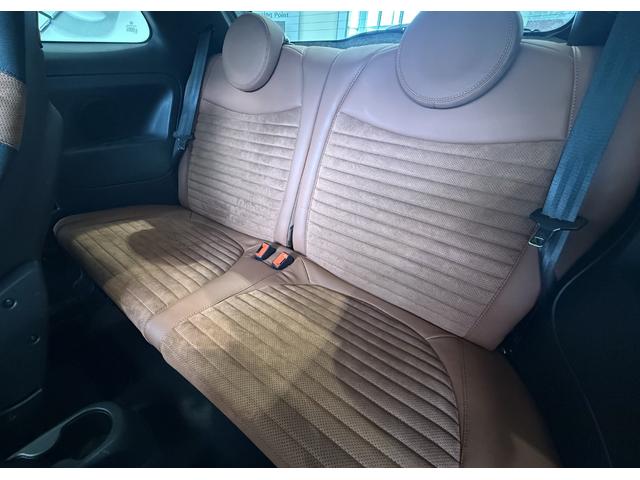 アバルト５９５ コンペティツィオーネ　ＭＴ・ブレンボブレーキキャリパー・１７インチアルミホイール・バックカメラ・純正ディスプレイ・ＡｐｐｌｅＣａｒＰｌａｙ　ＡｎｄｏｒｏｉｄｏＡｕｔｏ対応・キーレス・パーキングセンサー（18枚目）