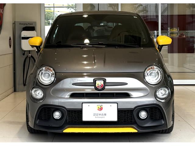 アバルト５９５ コンペティツィオーネ　ＭＴ・ブレンボブレーキキャリパー・１７インチアルミホイール・バックカメラ・純正ディスプレイ・ＡｐｐｌｅＣａｒＰｌａｙ　ＡｎｄｏｒｏｉｄｏＡｕｔｏ対応・キーレス・パーキングセンサー（26枚目）