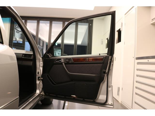 Ｅクラスステーションワゴン Ｅ３２０ステーションワゴン（22枚目）