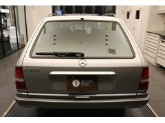 ť饹ơ若 ţơ若 9572639A30251108W001 5