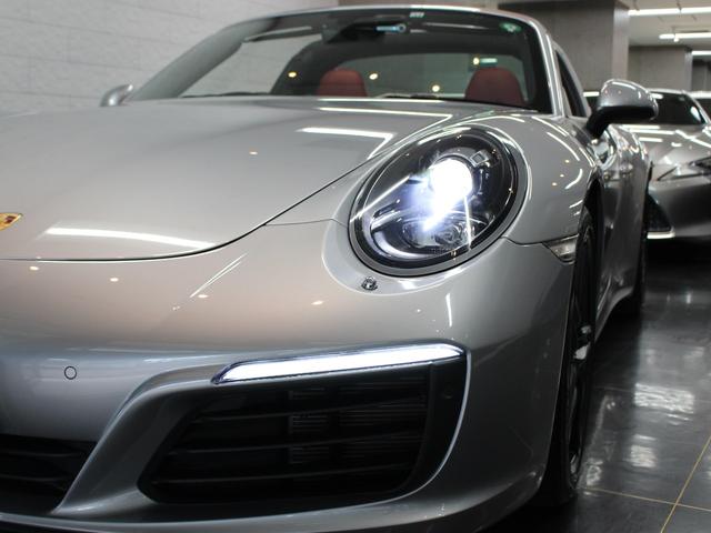 911タルガ4 赤&黒レザーインテリア スポクロ スポエキ 2017モデル PASM PDLS マットブラック19AW エントリードライブ エンボス加工ヘッドレスト 赤メーター シートヒーター カラークレストキャップ(24枚目)