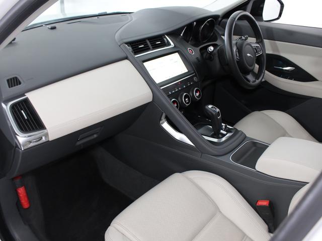 Ｅペイス Ｓ　１８０ＰＳ　白革シート／ガラスルーフ／ブラックパック／１９インチホイール／ＬＥＤヘッドライト／ブラインドスポットモニター／レーンキープアシスト／スマートキー／純正ナビ／３６０度カメラ／ＥＴＣ／電動Ｒゲート（37枚目）