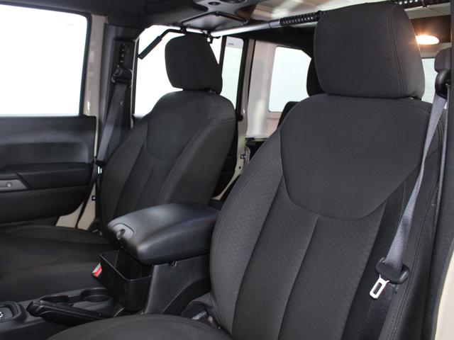 ジープ・ラングラーアンリミテッド スポーツ BlachRhino17AW BFグッドリッチT/A Smittybilt Defenderルーフラック V6EG ゴビC/C カロッツェリアナビ BTオーディオ フルセグTV LEDヘッドライト(37枚目)