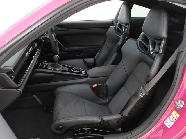 911 911カレラT 右H/7MT/スポーツデザインPKG/カーボンルーフ/カーボンフルバケシート/Rアクスルステア/PDLSプラス/Race-Tex-GTスポーツステア&ルーフライニング/ロゴエンボスコンソール/デカール(15枚目)
