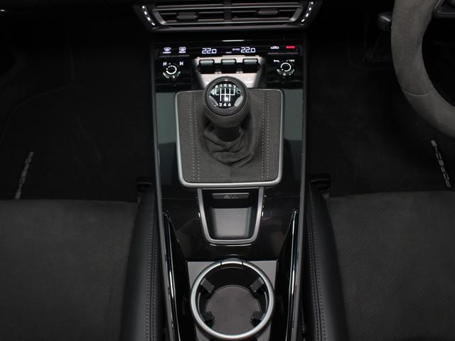 911 911カレラT 右H/7MT/スポーツデザインPKG/カーボンルーフ/カーボンフルバケシート/Rアクスルステア/PDLSプラス/Race-Tex-GTスポーツステア&ルーフライニング/ロゴエンボスコンソール/デカール(22枚目)