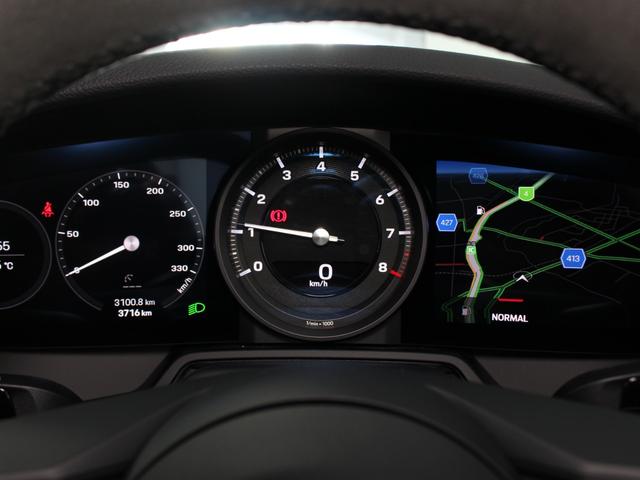 911 911カレラT 右H/7MT/スポーツデザインPKG/カーボンルーフ/カーボンフルバケシート/Rアクスルステア/PDLSプラス/Race-Tex-GTスポーツステア&ルーフライニング/ロゴエンボスコンソール/デカール(61枚目)
