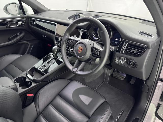 マカン マカンＧＴＳ　１オーナ　ＯＰ２４５　ＰＴＶ　Ｐｌｕｓ　クレヨンカラー　パノラマルーフ　ＢＯＳＥサラウンド　エクステンデッドブラックレザー　シート／ヒーター＆ベンチレーション　２１ＡＷ　ＰＤＬＳプラス　レーンキープ（9枚目）