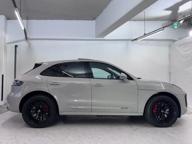 マカン マカンＧＴＳ　１オーナ　ＯＰ２４５　ＰＴＶ　Ｐｌｕｓ　クレヨンカラー　パノラマルーフ　ＢＯＳＥサラウンド　エクステンデッドブラックレザー　シート／ヒーター＆ベンチレーション　２１ＡＷ　ＰＤＬＳプラス　レーンキープ（19枚目）