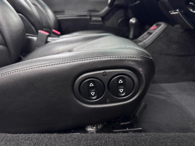 ９１１ ９１１カレラ　Ｈ２２　Ｈ２３　Ｈ２６　Ｈ２８　Ｈ３０　Ｒ２　Ｒ４　Ｒ７記録簿　ブラックレザー　電動Ｒウィング　キセノンヘッドライト　１７インチＡＷ（43枚目）